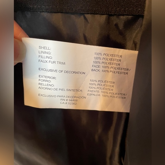 🩷NWOT Nautica Women’s Black Puffer Jacket with Hood and Faux Fur trim. size S - Picture 6 of 8